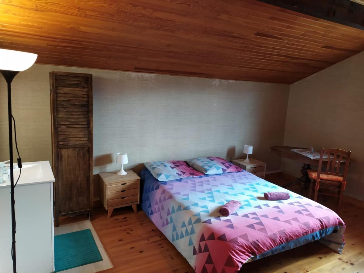 ברסלונט Chardon Bleu Appartement Chambre Cuisine Coin A Manger Sanitaires Salle D'Eau מראה חיצוני תמונה